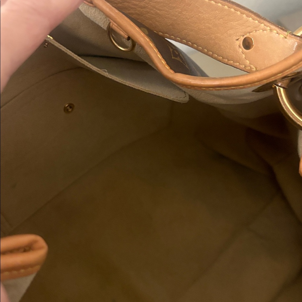 Louis Vuitton Tan and Brown Monogram Hobo Bag - Picture 7 of 12